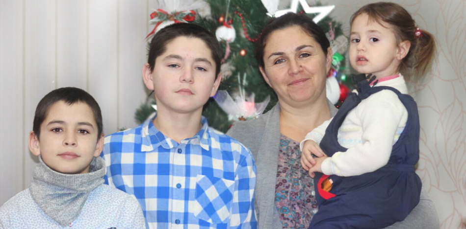 Moldova mom with children